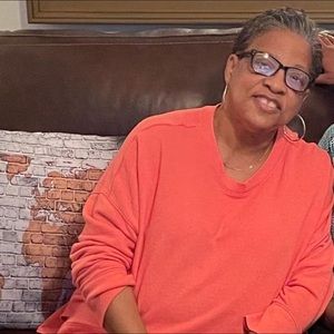 Meet your Posher, Evelyn